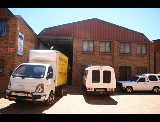 472M² FACTORY TO LET IN KILLARNEY GARDENS